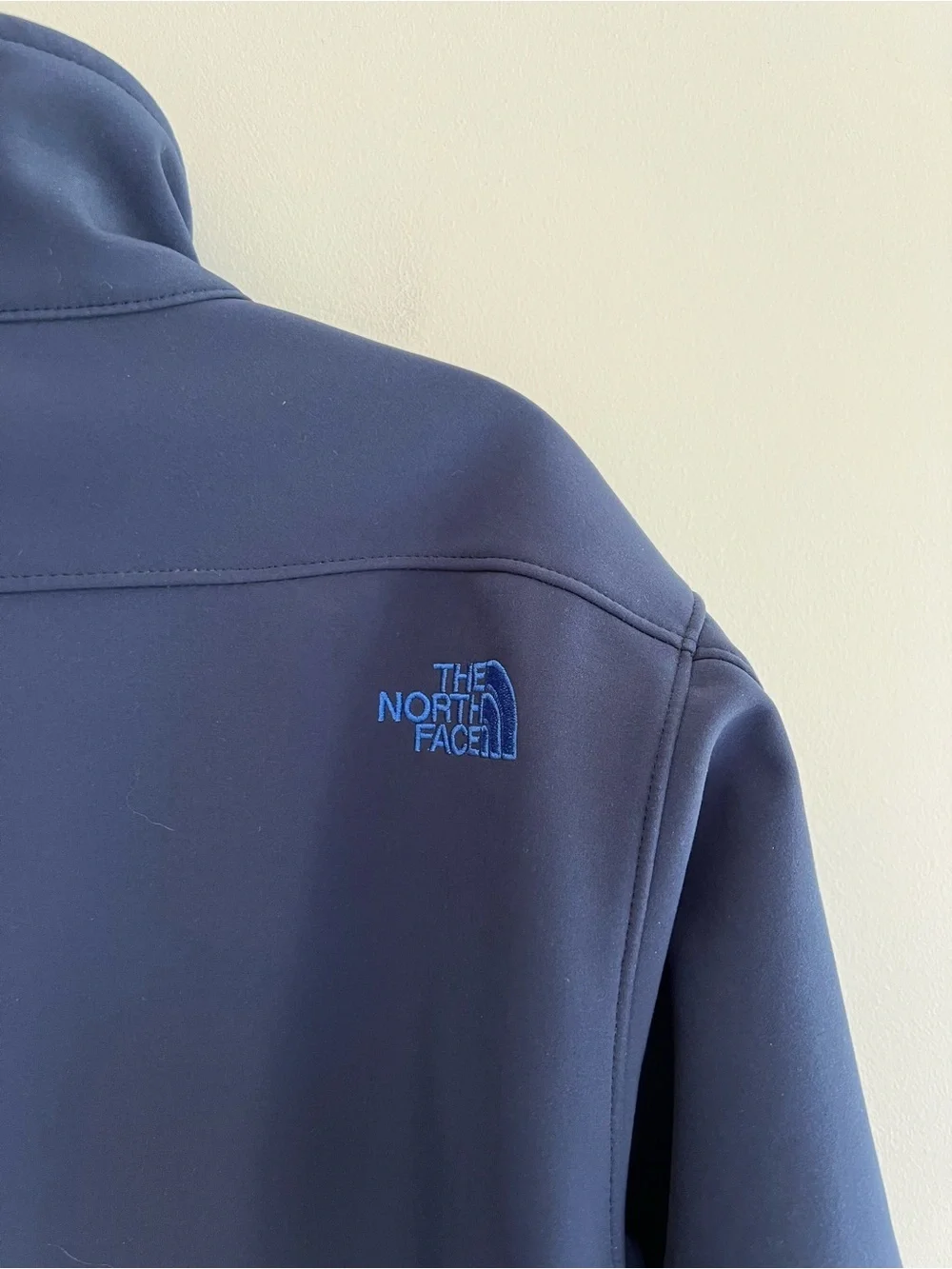 The North Face Zip-Up Soft Shell Chest Logo Jacket Coat  Shady Navy Blue, Small